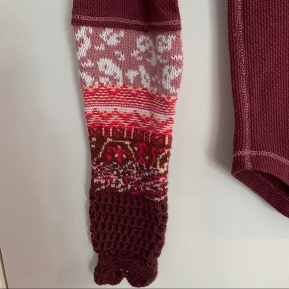 Rare Free People thermal crochet arm Small / S - Picture 3 of 3